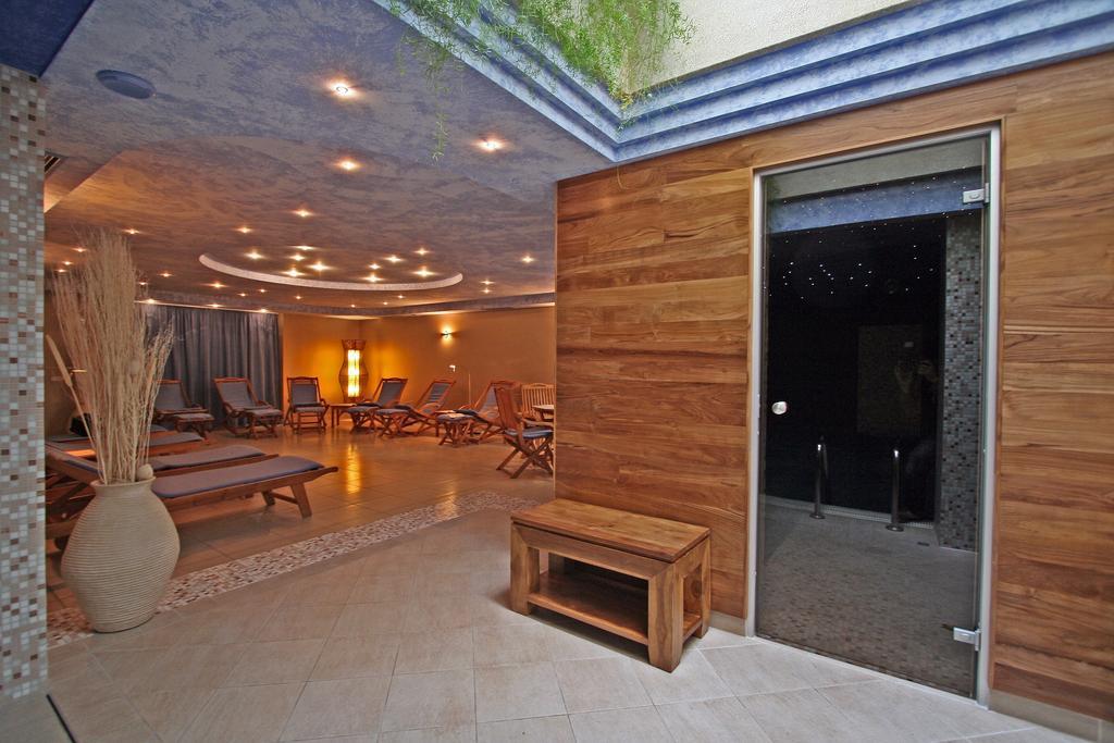 Tornacos Hotel - Hegykő 外观 照片